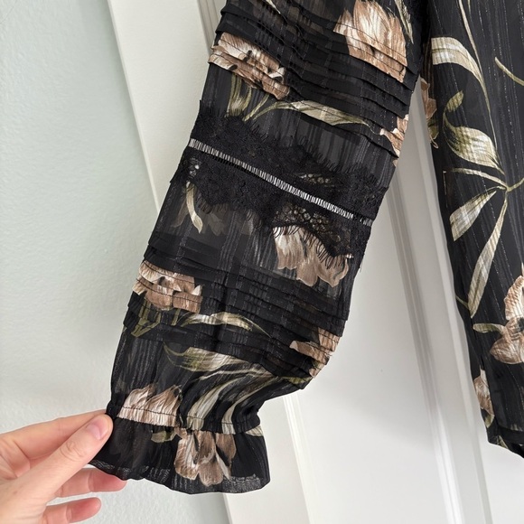 NWOT Anthropologie Fig & Flower Sheer Dark Floral Boho Top Size M - Picture 4 of 6